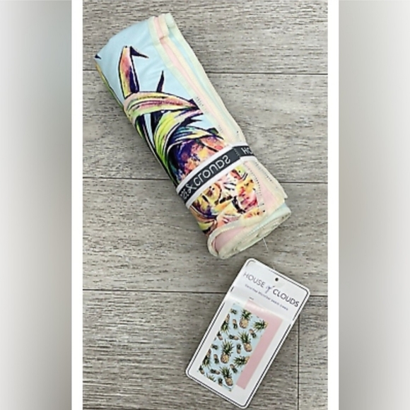 2 House of Cloud Microfiber Beach Towel Quick Dry Sand Free Compact Pineap… - Picture 7 of 7